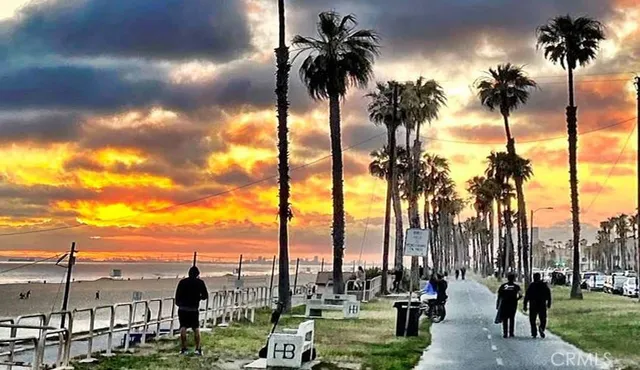 $9,500 | 208 Indianapolis Avenue, Huntington Beach, CA 92648