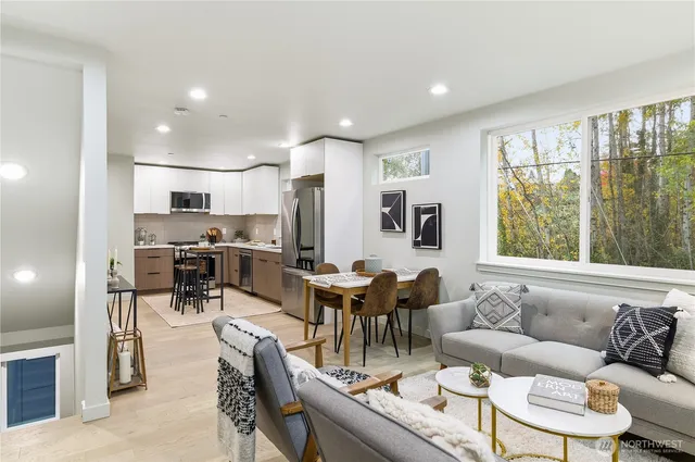 $575,000 | 11831 59th Avenue South, Unit A, Seattle, WA 98178