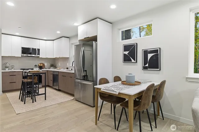 $575,000 | 11831 59th Avenue South, Unit A, Seattle, WA 98178