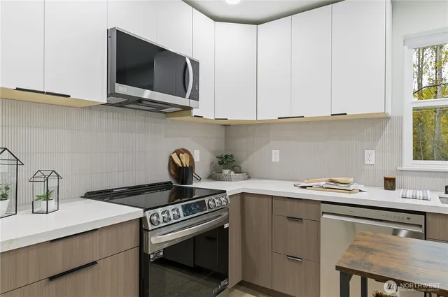 $575,000 | 11831 59th Avenue South, Unit A, Seattle, WA 98178