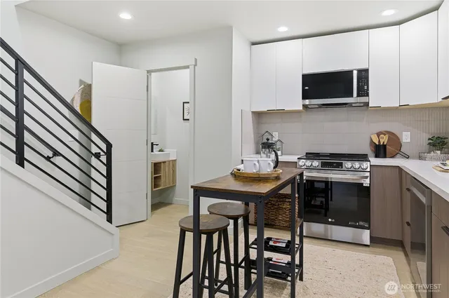 $575,000 | 11831 59th Avenue South, Unit A, Seattle, WA 98178