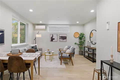 $575,000 | 11831 59th Avenue South, Unit A, Seattle, WA 98178