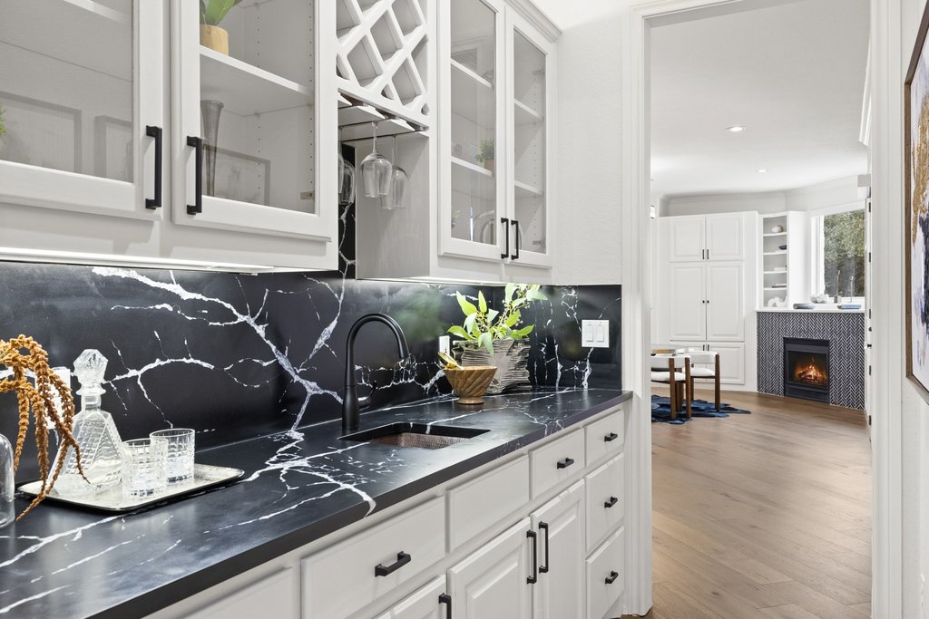 7738 Sandia Loop Austin, TX 78735 - Photo 13 of 40 Bar with copper sink