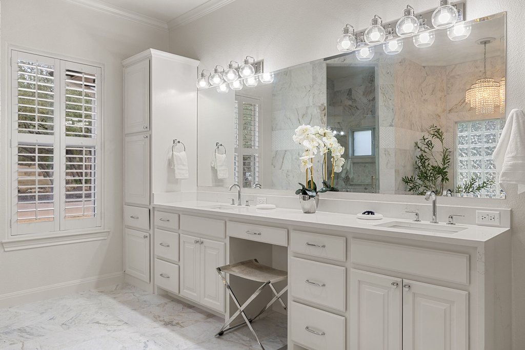 7738 Sandia Loop Austin, TX 78735 - Photo 18 of 40