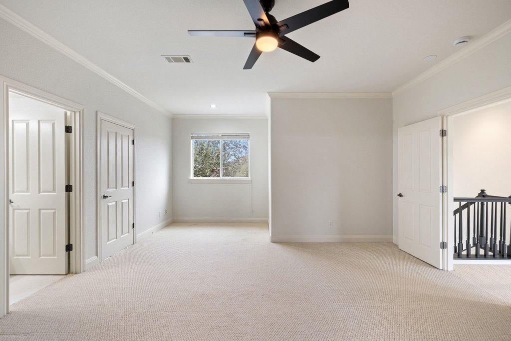 7738 Sandia Loop Austin, TX 78735 - Photo 29 of 40 Bedroom #5 with Ensuite Bath