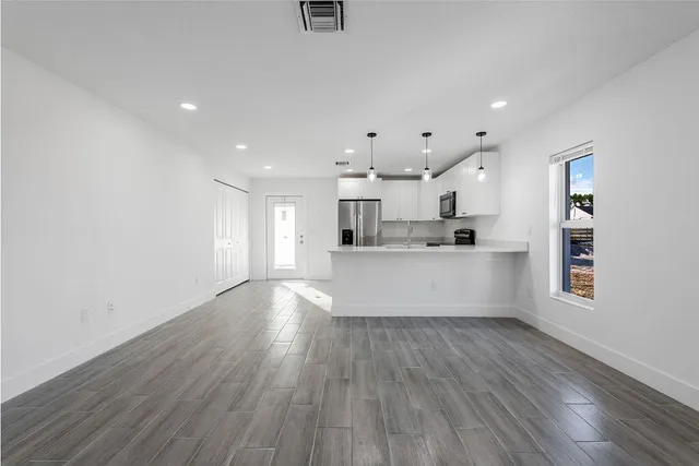 $2,700 | 3244 Jefferson Street, Stuart, FL 34997