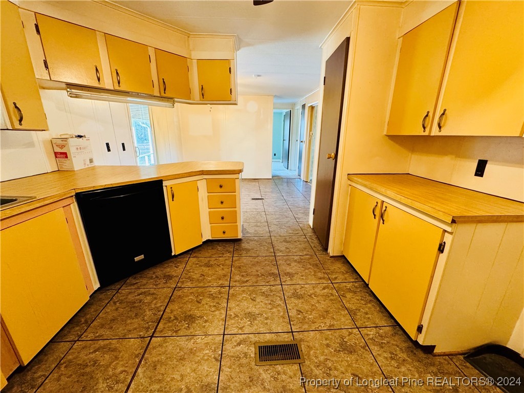 727 Rice Road Lumberton, NC 28358 - Photo 15 of 38