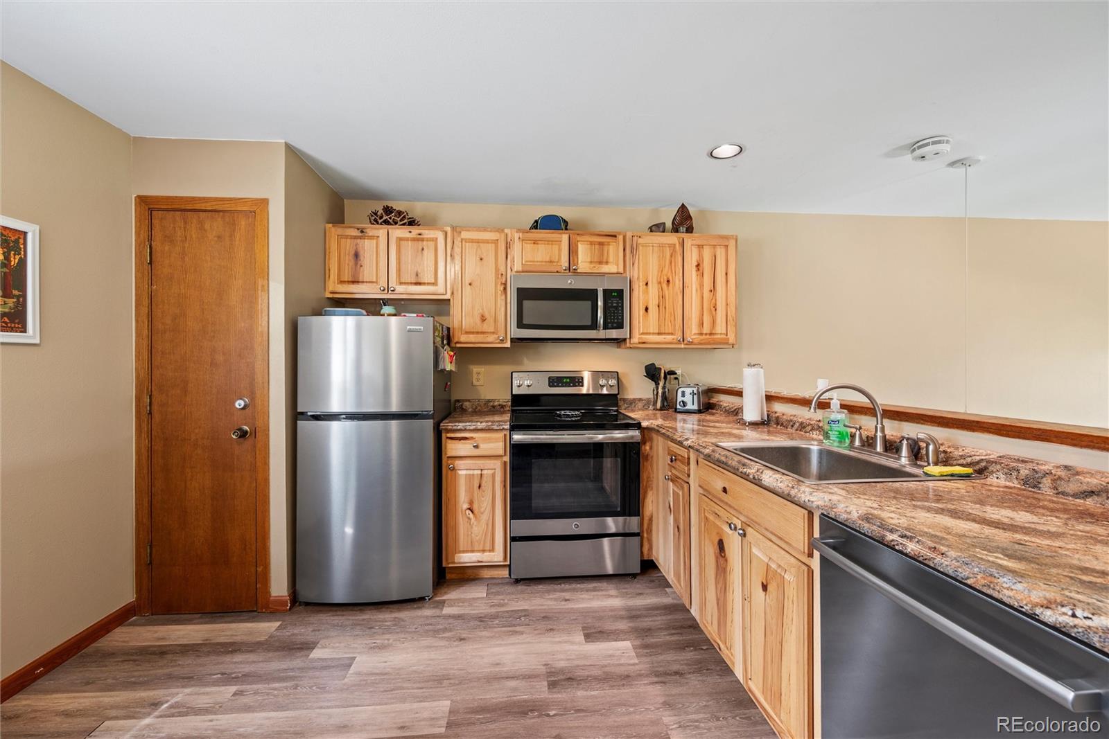 10000 Ryan Gulch Road, Unit 101 Silverthorne, CO 80498 - Photo 10 of 19