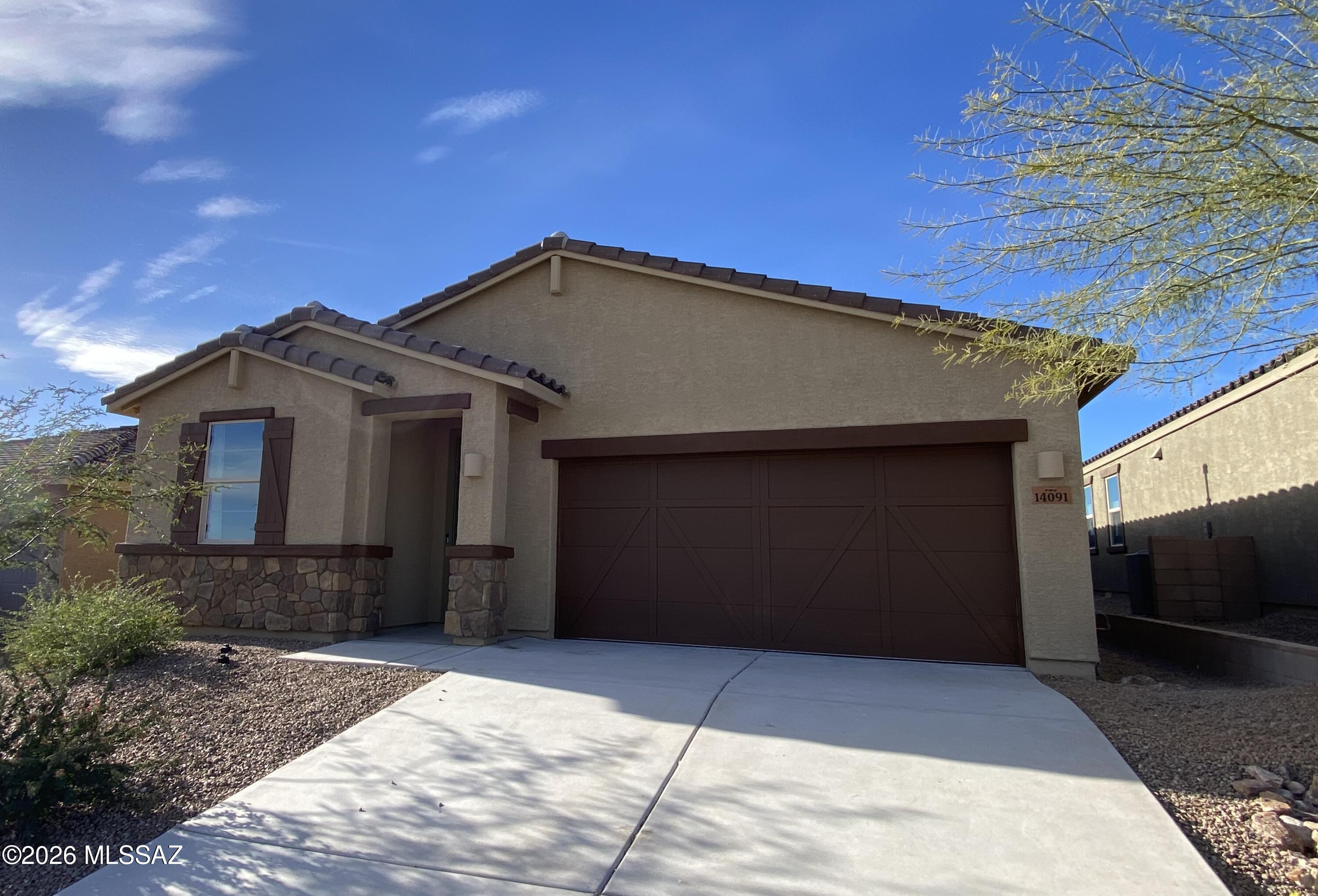 14091 E GOLDEN OAKS
