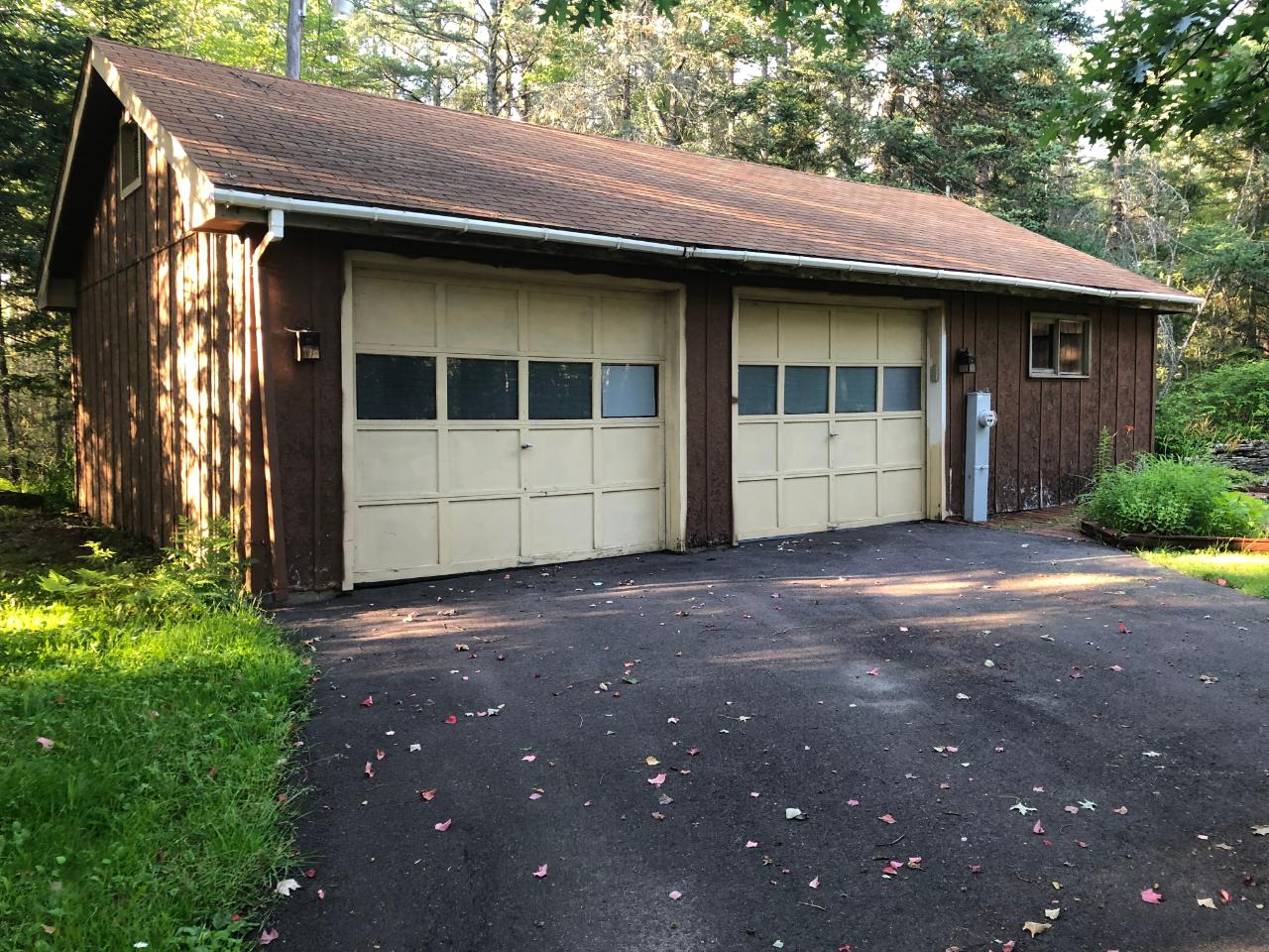 1920 South Ginty Lake Road Rhinelander, WI 54501 - Photo 2 of 23 Gallery Image 2