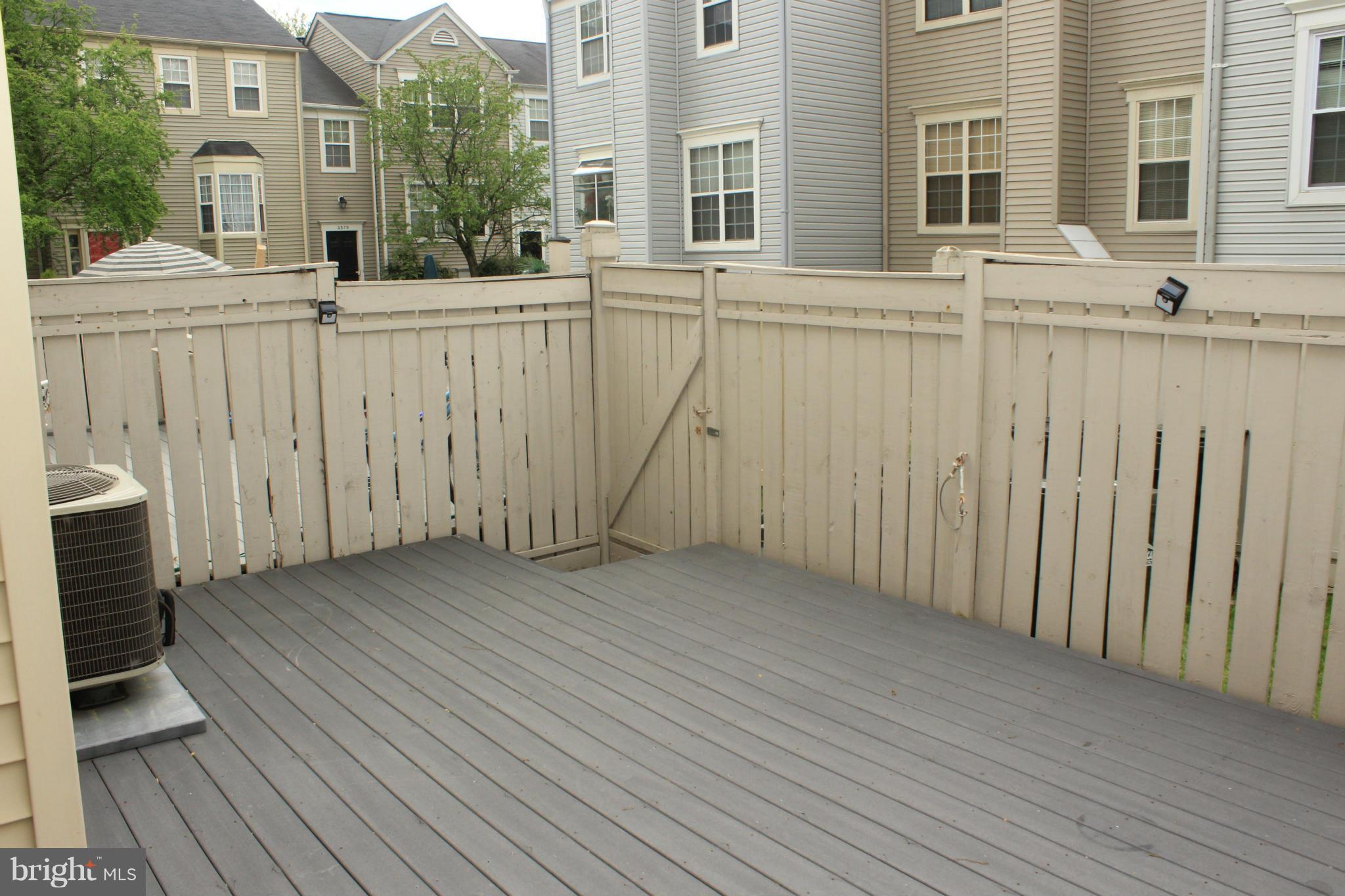2359 Hunters Square Court Reston, VA 20191 - Photo 13 of 23 Exterior (Rear)