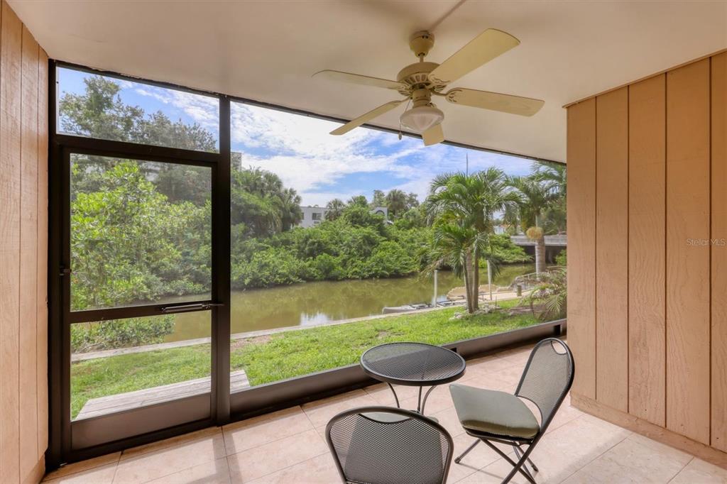 1650 Pine Tree Lane, Unit 105 Sarasota, FL 34236 - Photo 2 of 29