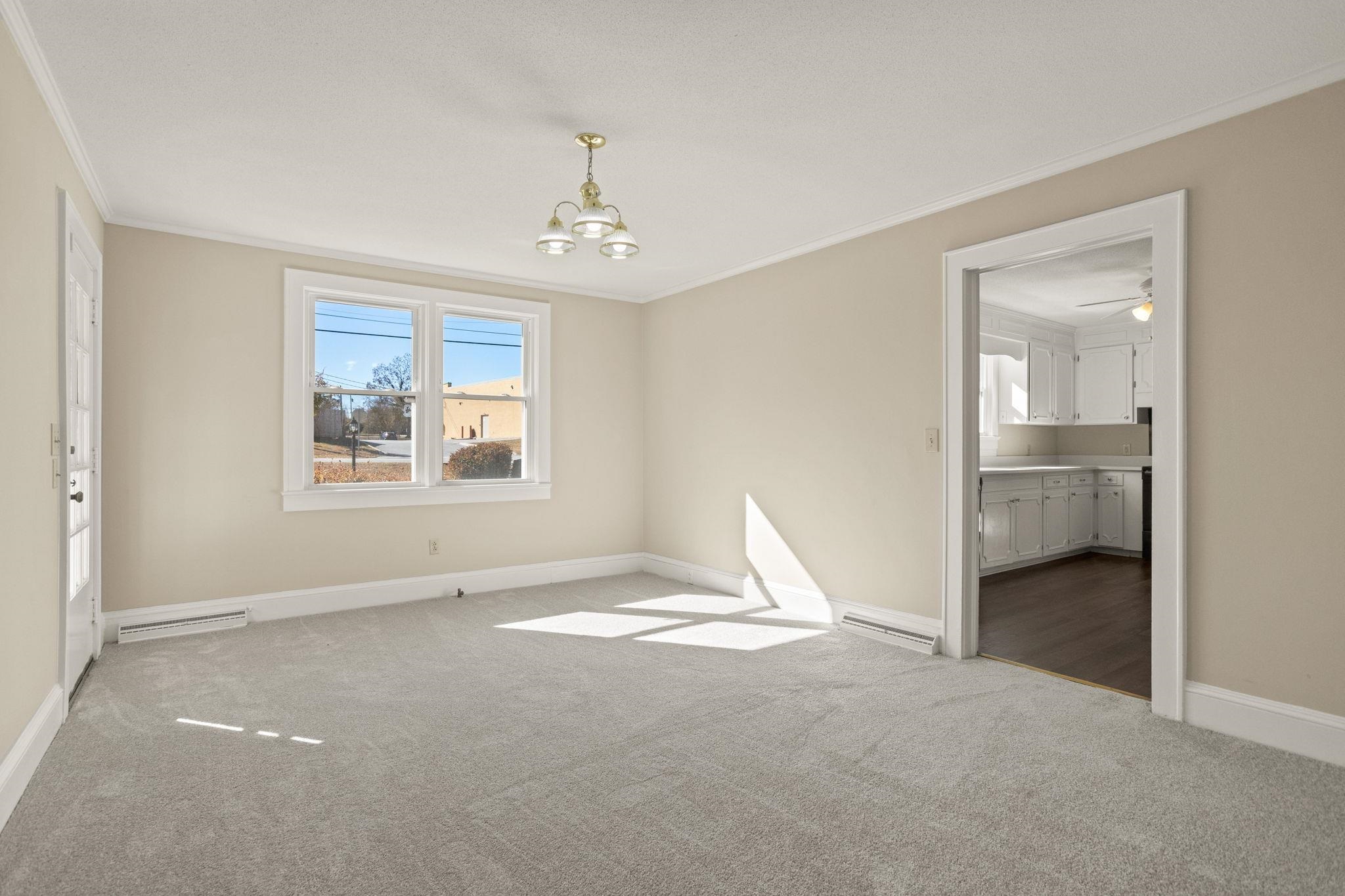 51 Owings Street Gray Court, SC 29645 - Photo 9 of 32