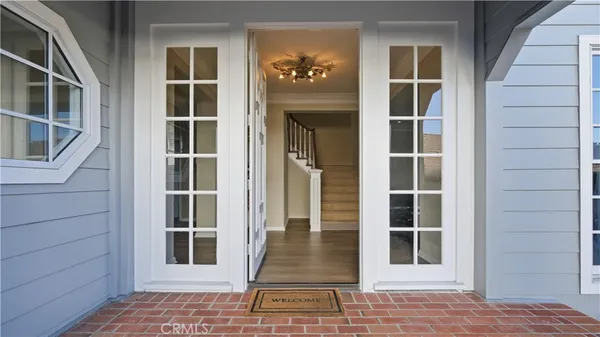 $3,250,000 | 18 Hillsdale Drive, Newport Beach, CA 92660