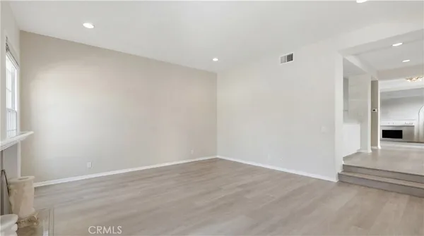 $3,250,000 | 18 Hillsdale Drive, Newport Beach, CA 92660