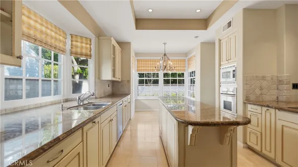 $3,250,000 | 18 Hillsdale Drive, Newport Beach, CA 92660