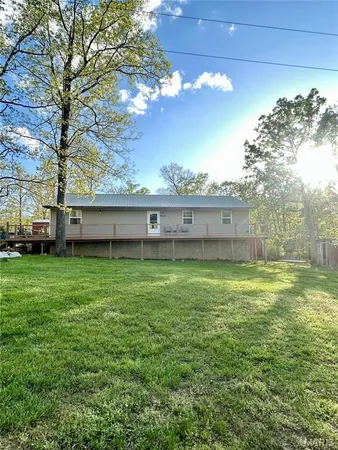 $425,000 | 323 Shamrock Lane, Bourbon, MO 65441