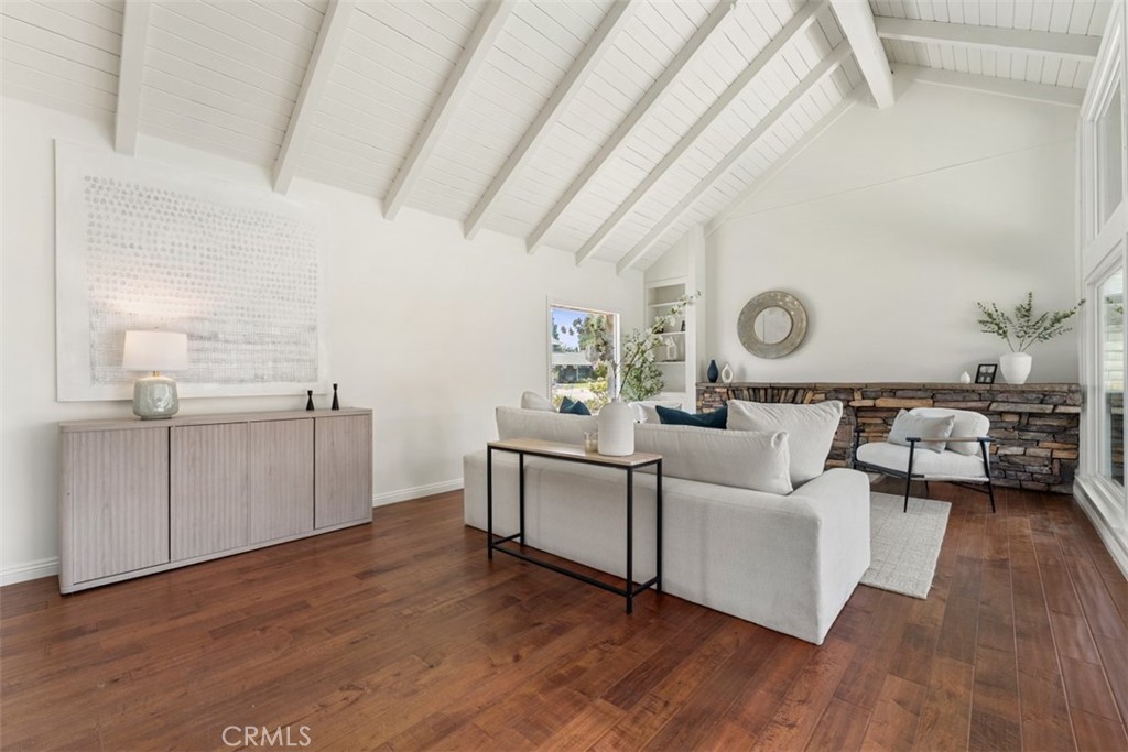 593 South Kensington Road Orange, CA 92869 - Photo 7 of 48