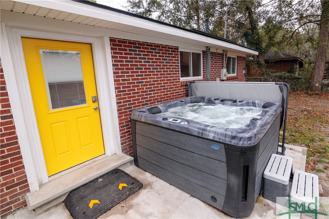 209 Whitehall Avenue Rincon, GA 31326 - Photo 5 of 11 Hot tub