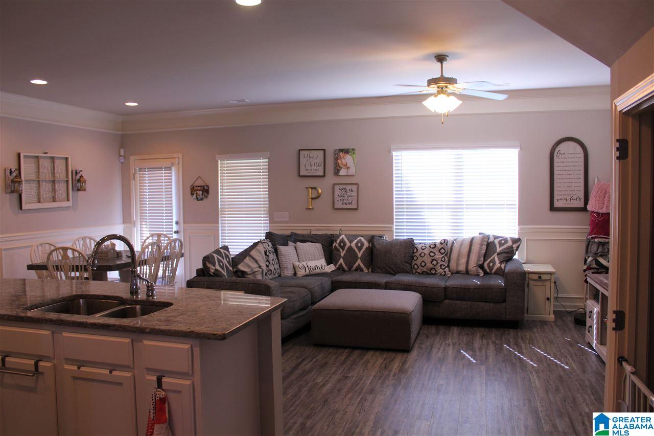 560 Briar Ridge Circle Odenville, AL 35120 - Photo 4 of 28