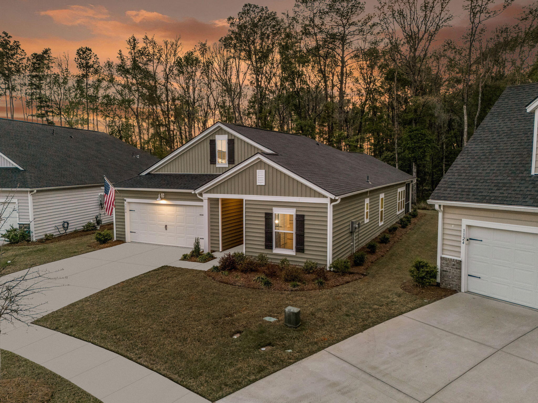 1126 Coastal Creek Ridgeville, SC 29472 - Photo 4 of 58 4