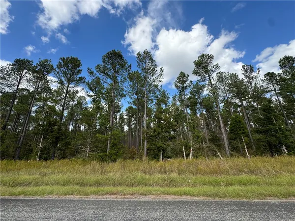 $593,600 | 4 Seneca St Extension, Calhoun Falls, SC 29628