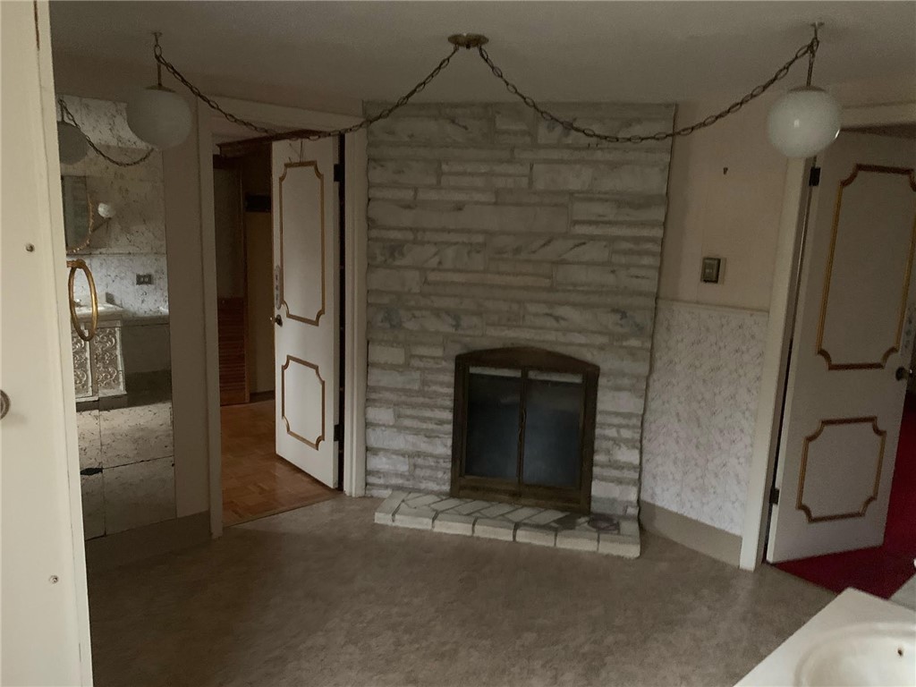 160 Chestnut Oak Road Glocester, RI 02814 - Photo 7 of 14