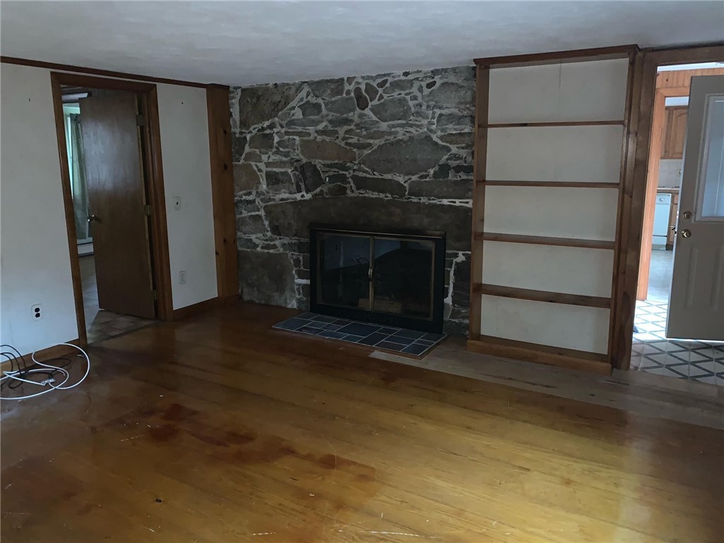 160 Chestnut Oak Road Glocester, RI 02814 - Photo 8 of 14