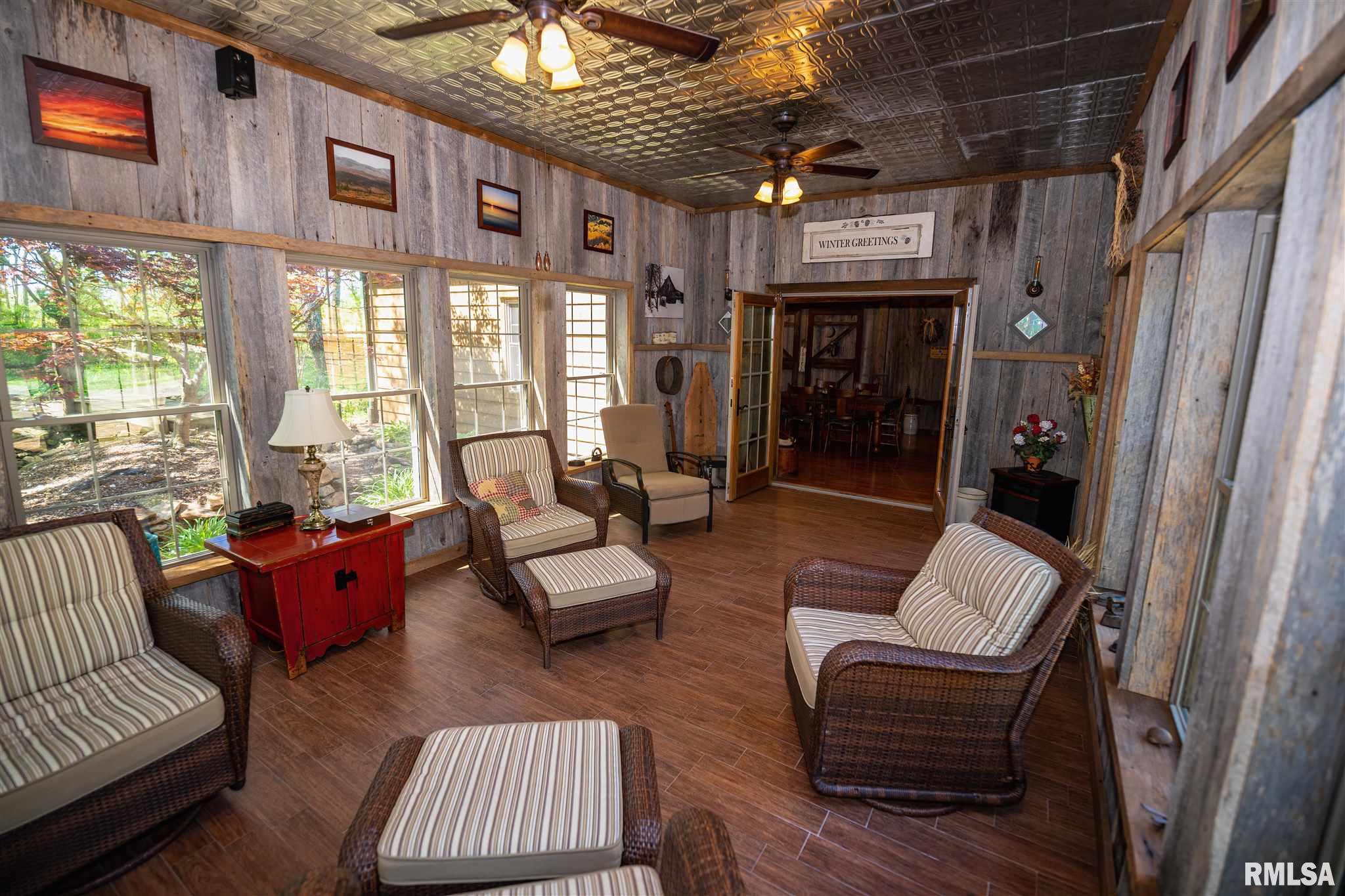 19165 Perry Road Marion, IL 62959 - Photo 10 of 46 Gallery Image 10