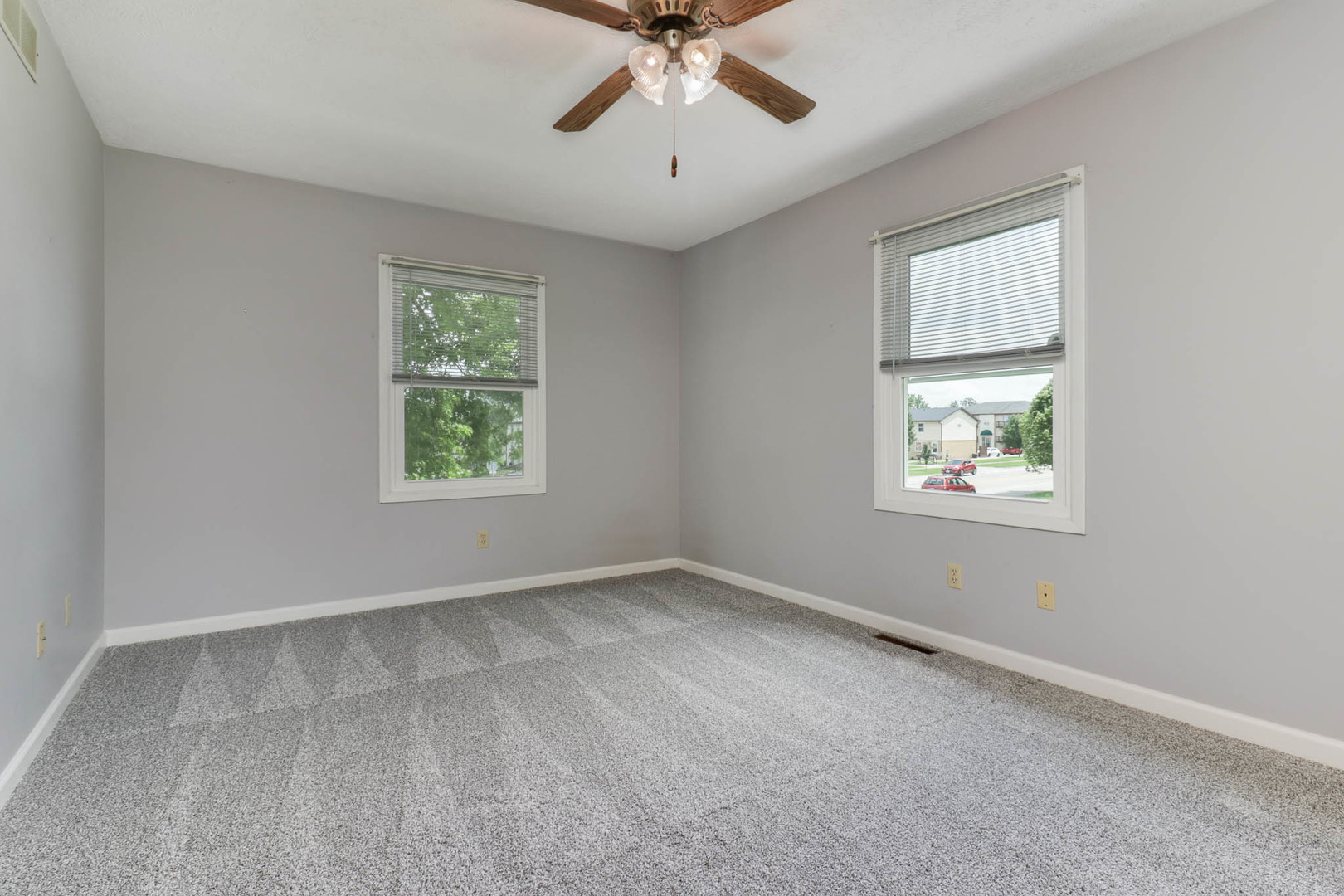1402 North Hershey Road Bloomington, IL 61704 - Photo 13 of 43