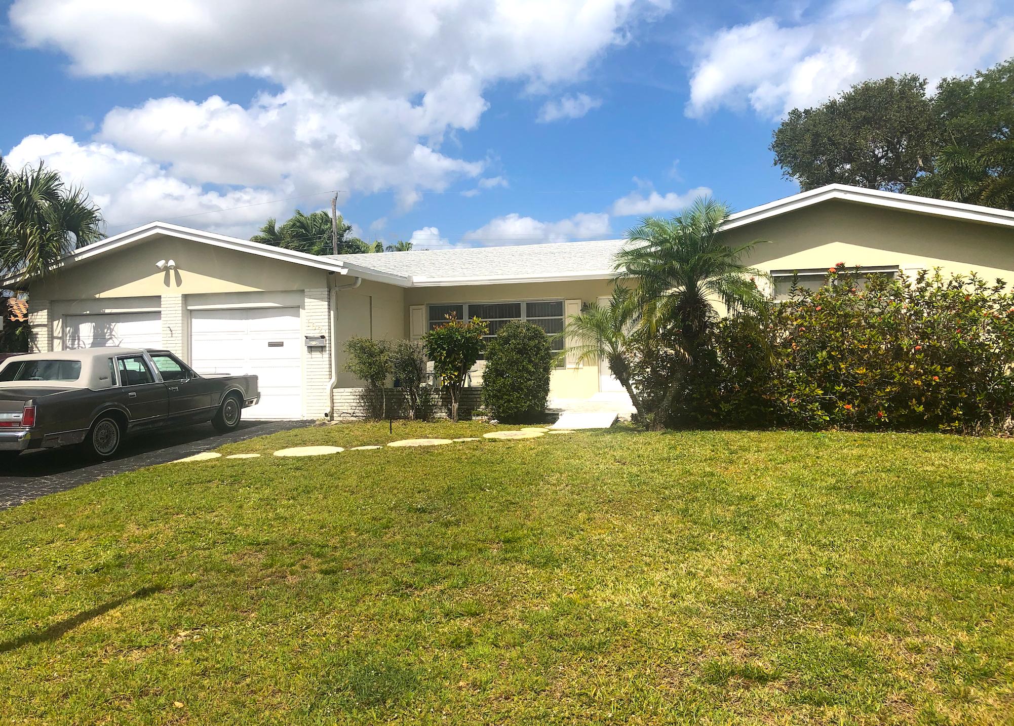 1021 Northwest 3rd Street Boca Raton, FL 33486 - Photo 1 of 12 Screen Shot 2020-03-07 at 1.18.04 PM