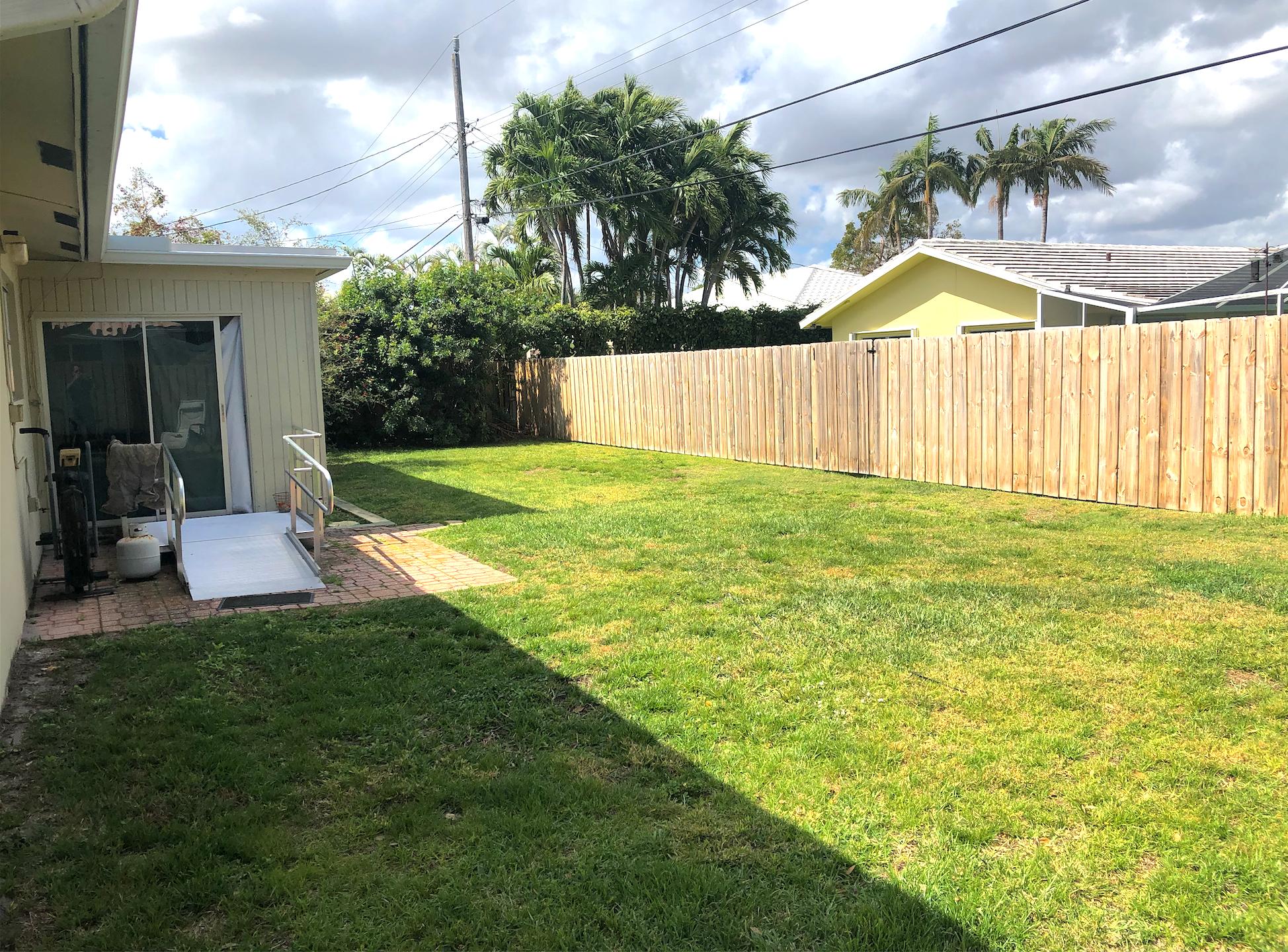 1021 Northwest 3rd Street Boca Raton, FL 33486 - Photo 3 of 12 Screen Shot 2020-03-07 at 1.23.02 PM