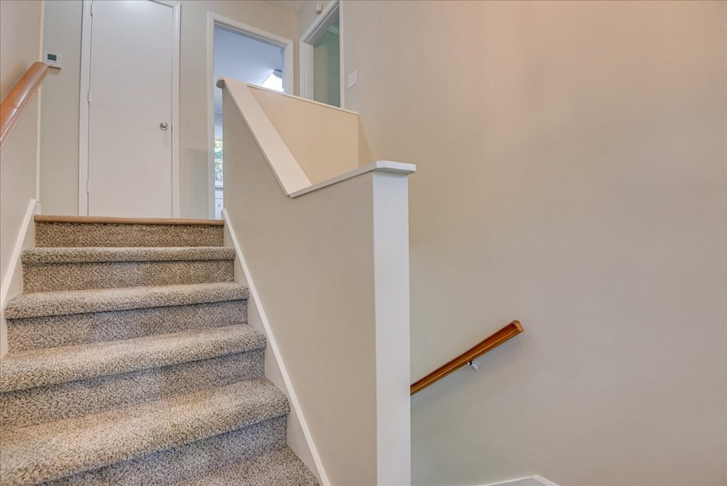 1224 Wood Valley Road Augusta, GA 30909 - Photo 5 of 31