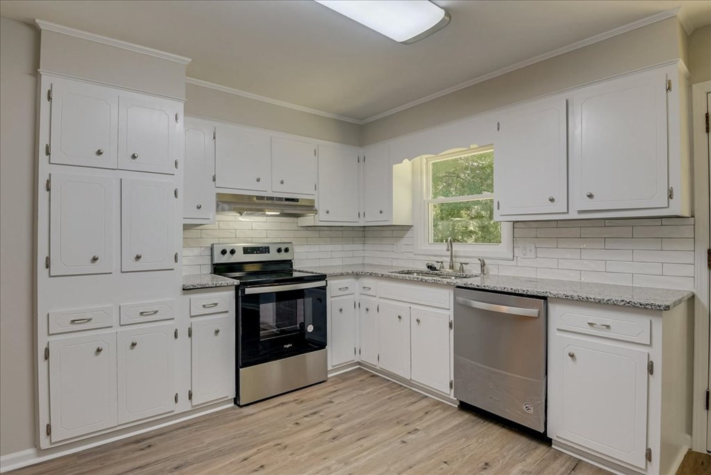 1224 Wood Valley Road Augusta, GA 30909 - Photo 8 of 31