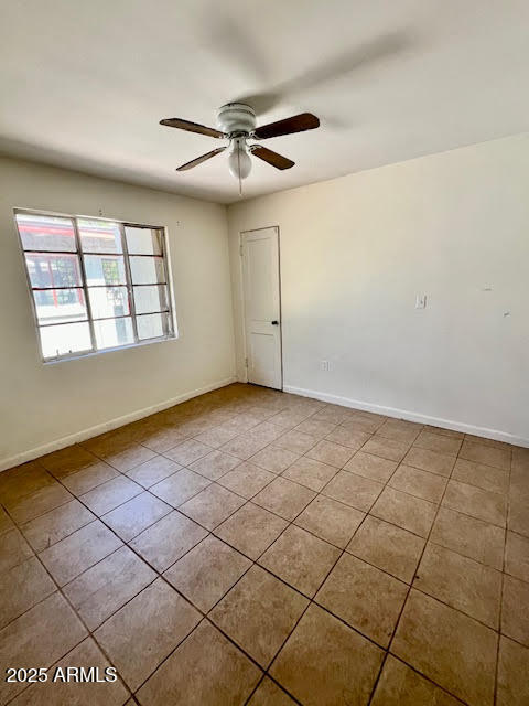 1321 South College Avenue Tempe, AZ 85281 - Photo 5 of 14 a view of an empty room and window