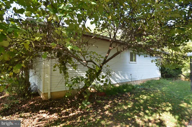 $319,000 | 36 Steven Court, Unit 211, Gaithersburg, MD 20877