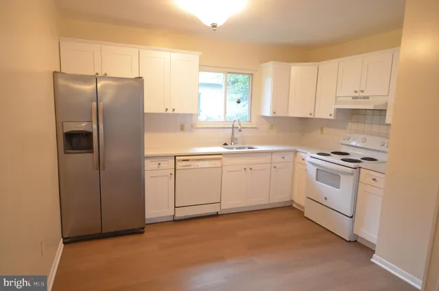 $319,000 | 36 Steven Court, Unit 211, Gaithersburg, MD 20877