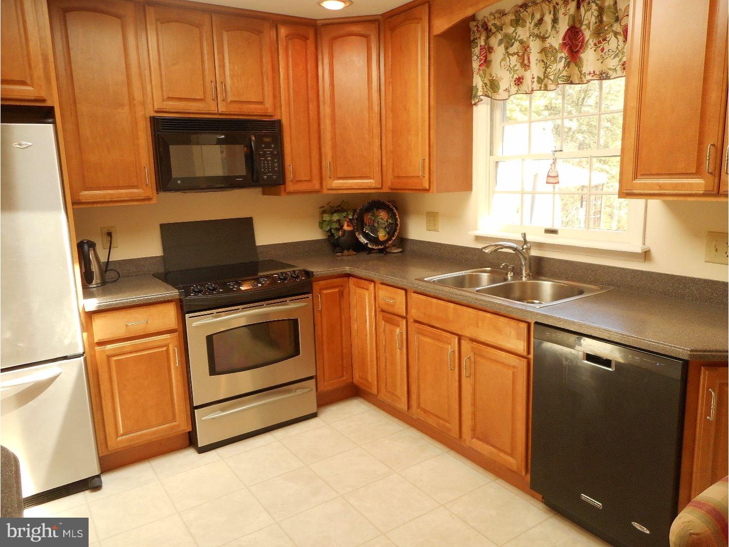 250 Ridge Road Southampton, NJ 08088 - Photo 9 of 25