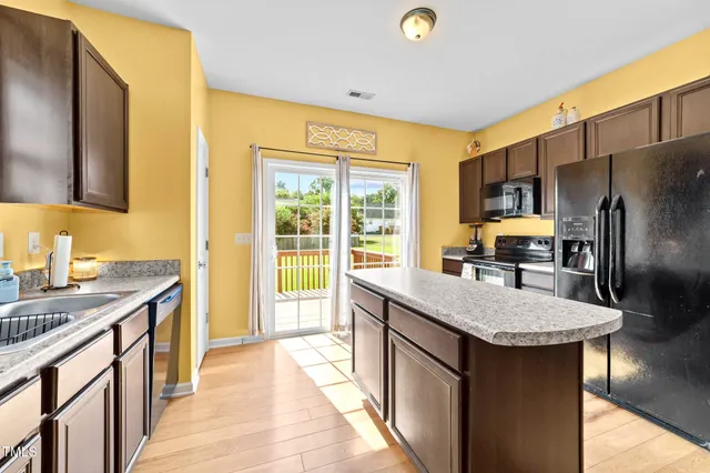 $299,899 | 85 Dropseed Lane, Smithfield, NC 27577