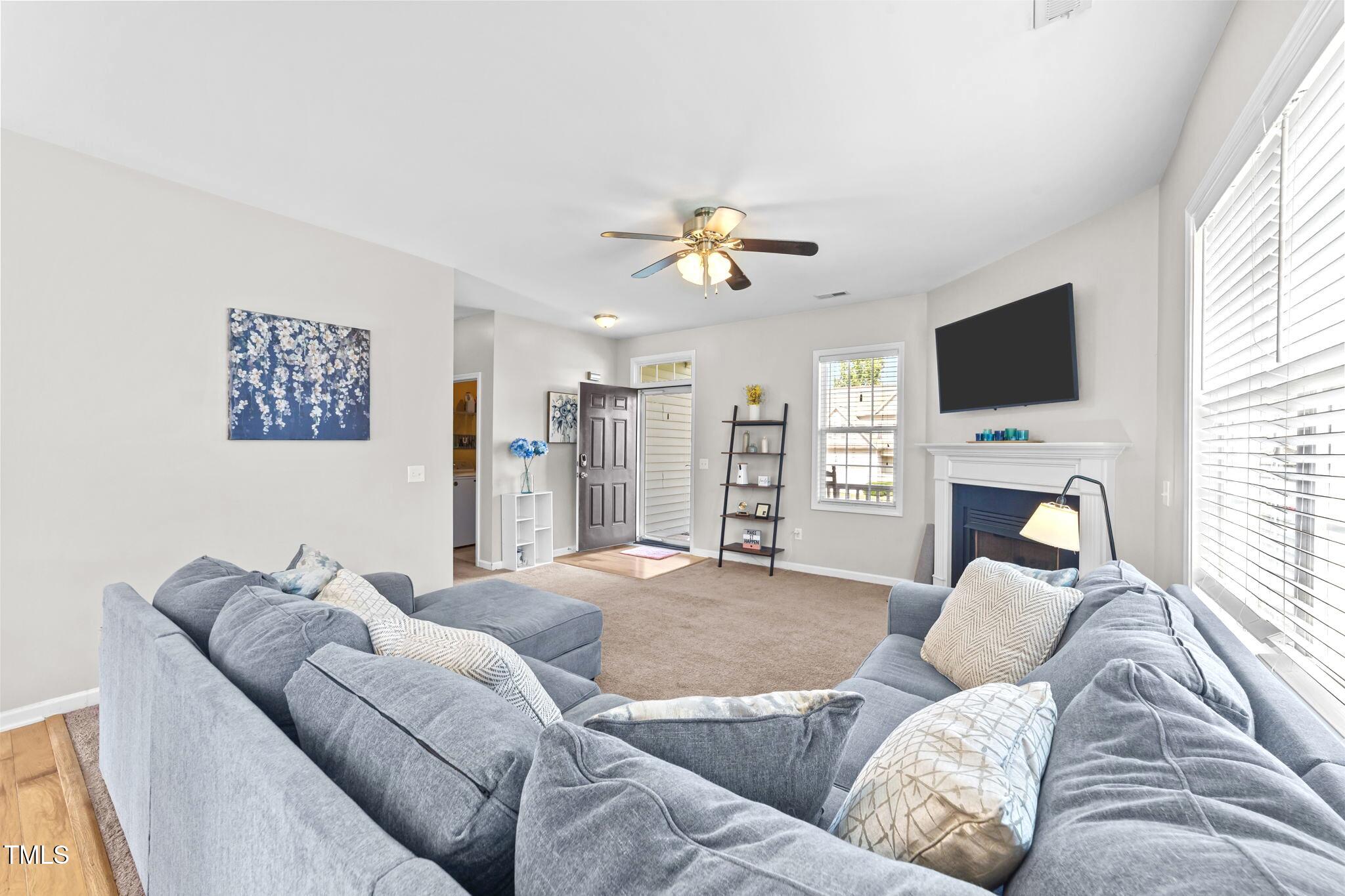 85 Dropseed Lane Smithfield, NC 27577 - Photo 9 of 42 IMG_9889 2