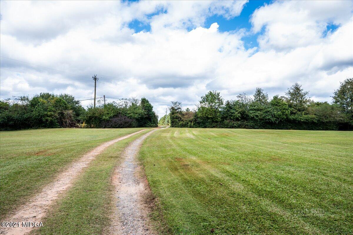 1939 Dames Ferry Road Forsyth, GA 31029 - Photo 28 of 29 a view of a golf course with a garden