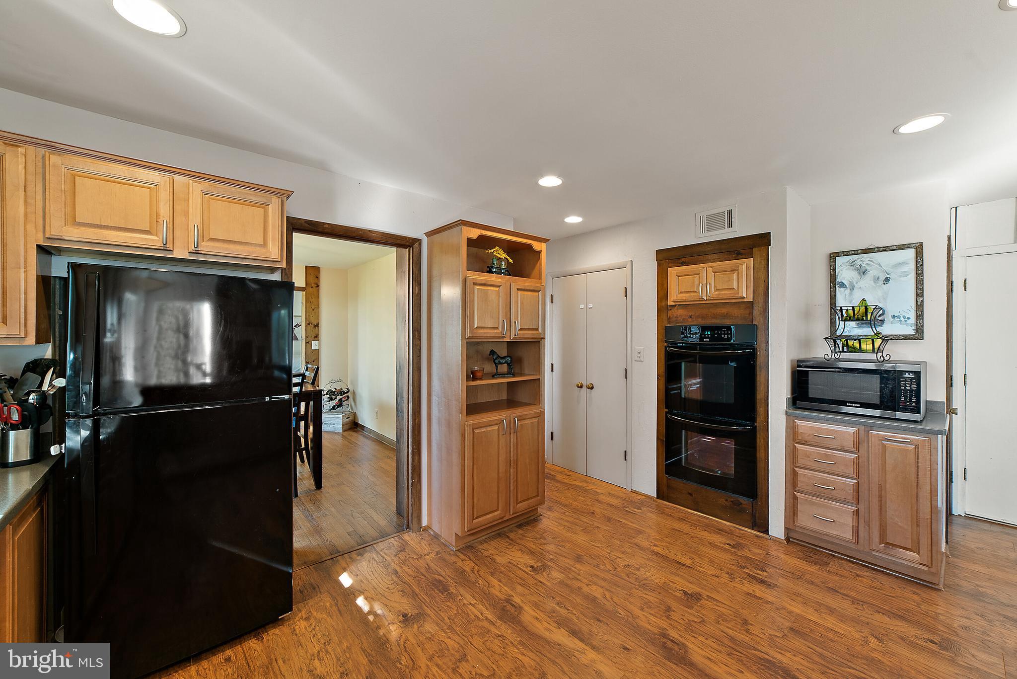 8286 Stable Gate Road Warrenton, VA 20186 - Photo 19 of 52 kitchen
