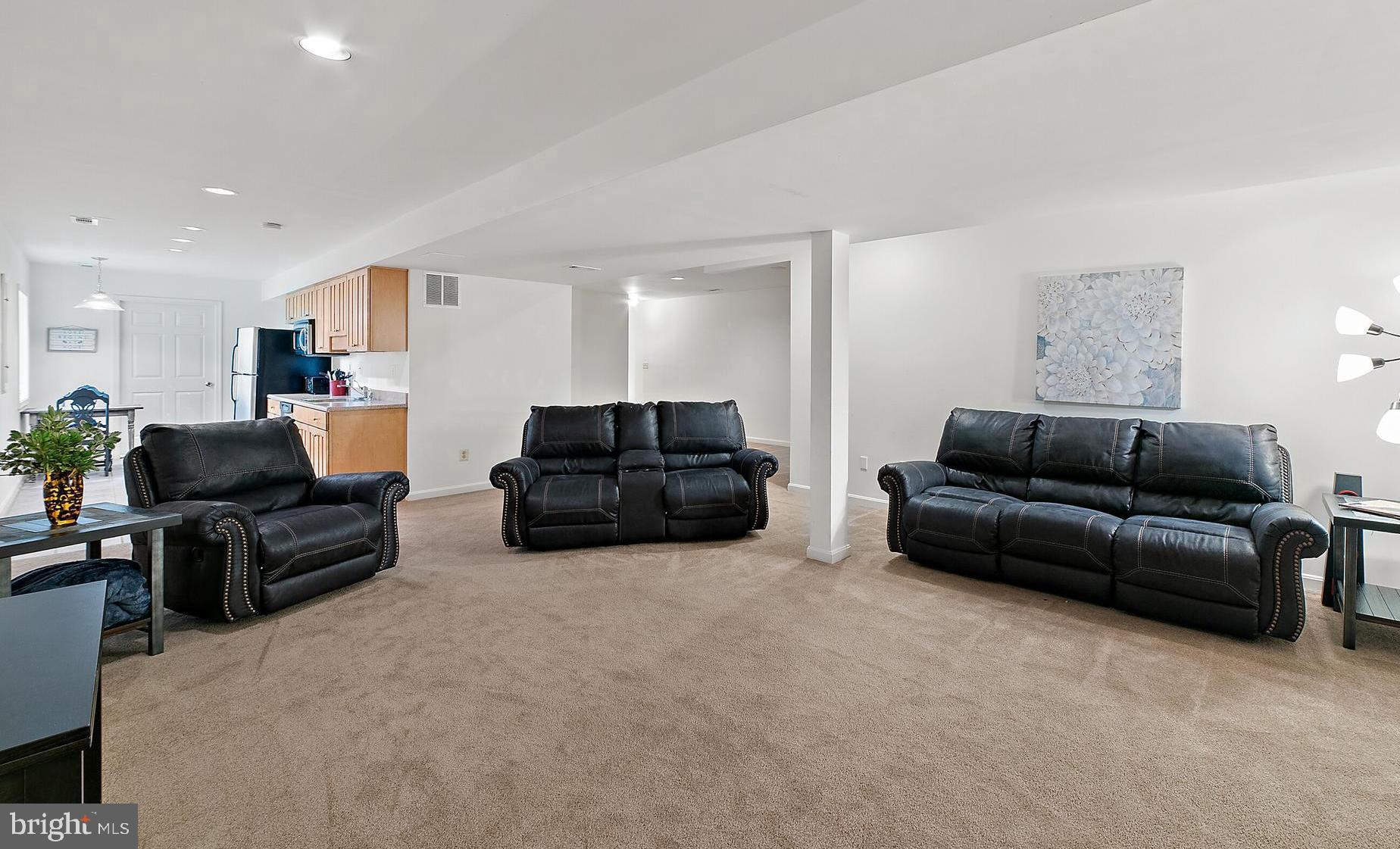8286 Stable Gate Road Warrenton, VA 20186 - Photo 35 of 52 family room in basement