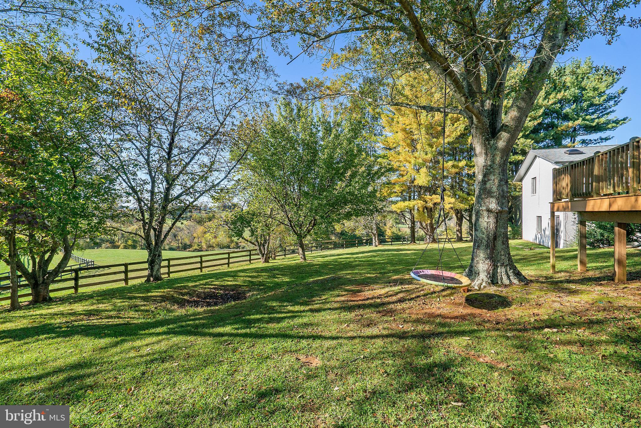 8286 Stable Gate Road Warrenton, VA 20186 - Photo 45 of 52 back yard