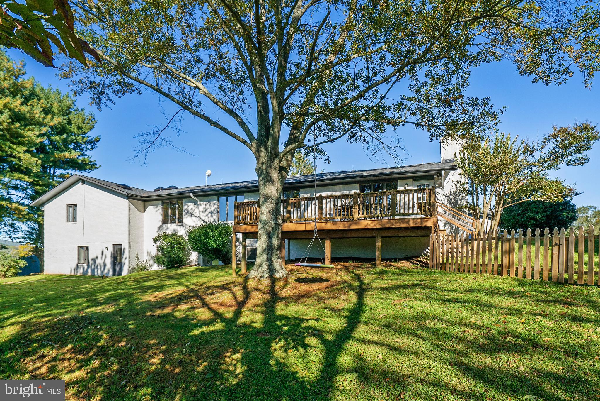 8286 Stable Gate Road Warrenton, VA 20186 - Photo 46 of 52 back of home with separate entrance