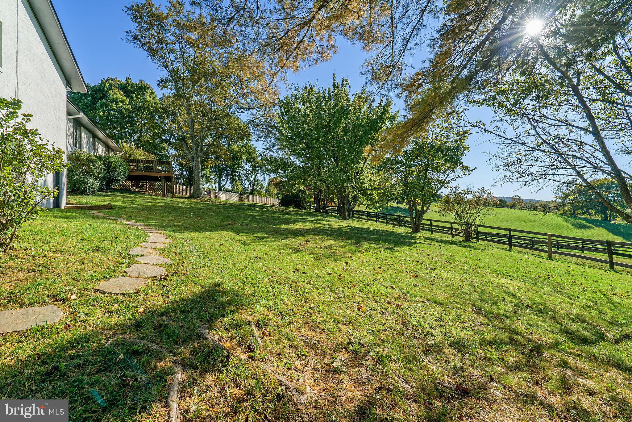 8286 Stable Gate Road Warrenton, VA 20186 - Photo 48 of 52 backyard