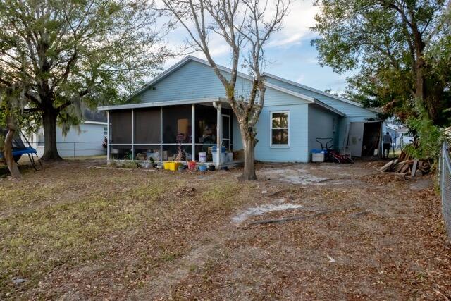 464 Emerald Cove Loop Lakeland, FL 33813 - Photo 23 of 25 Jessica-32 Medium