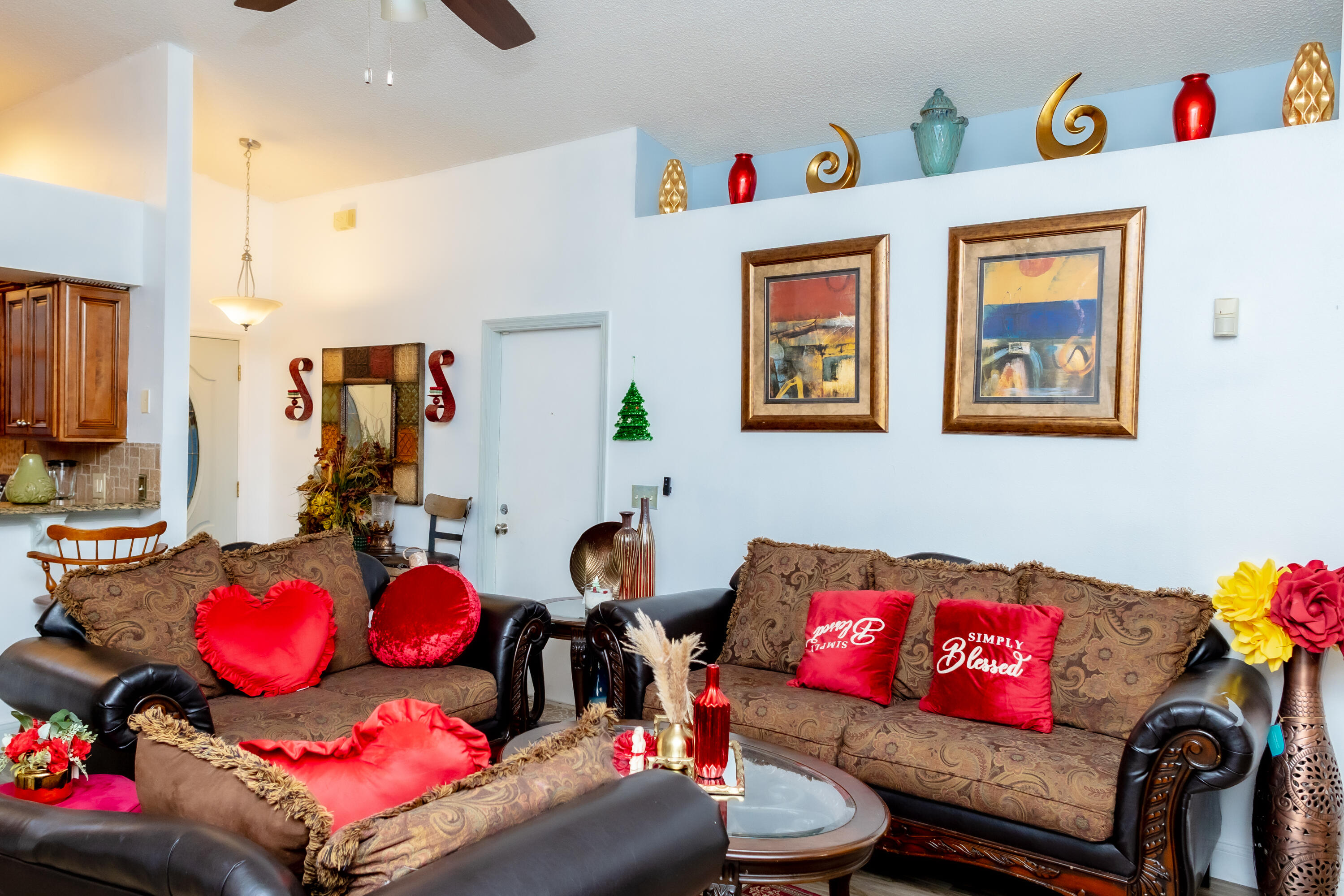 464 Emerald Cove Loop Lakeland, FL 33813 - Photo 4 of 25 Jessica-21