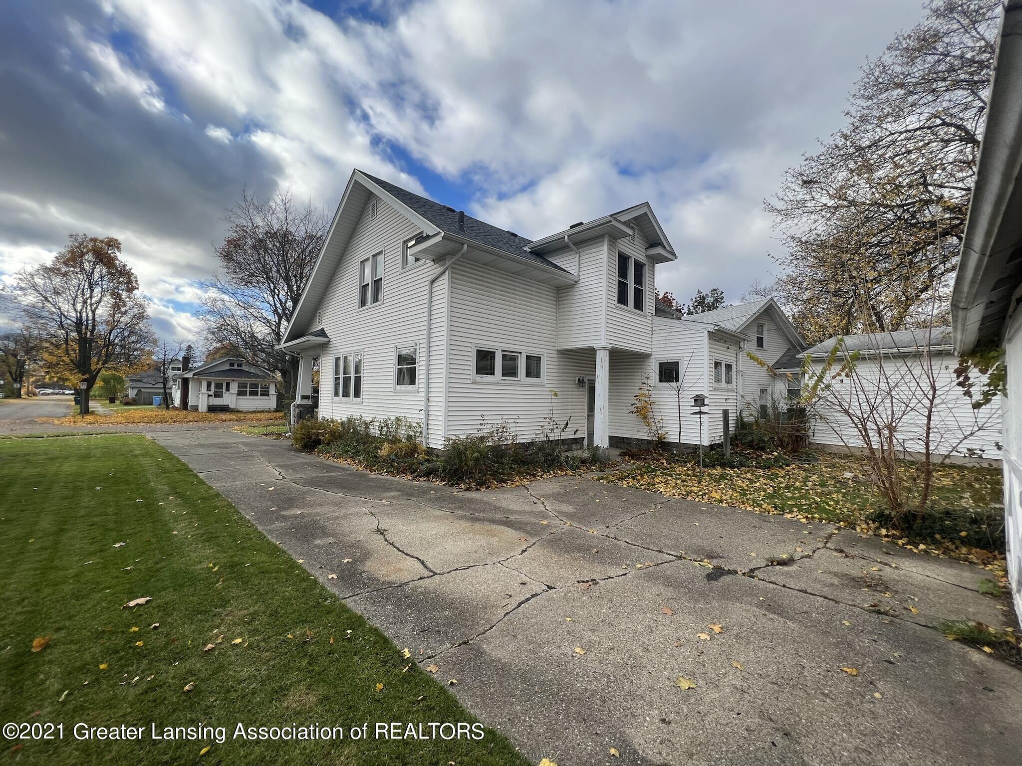 326 Kensington Road Lansing, MI 48910 - Photo 26 of 39 IMG_0711