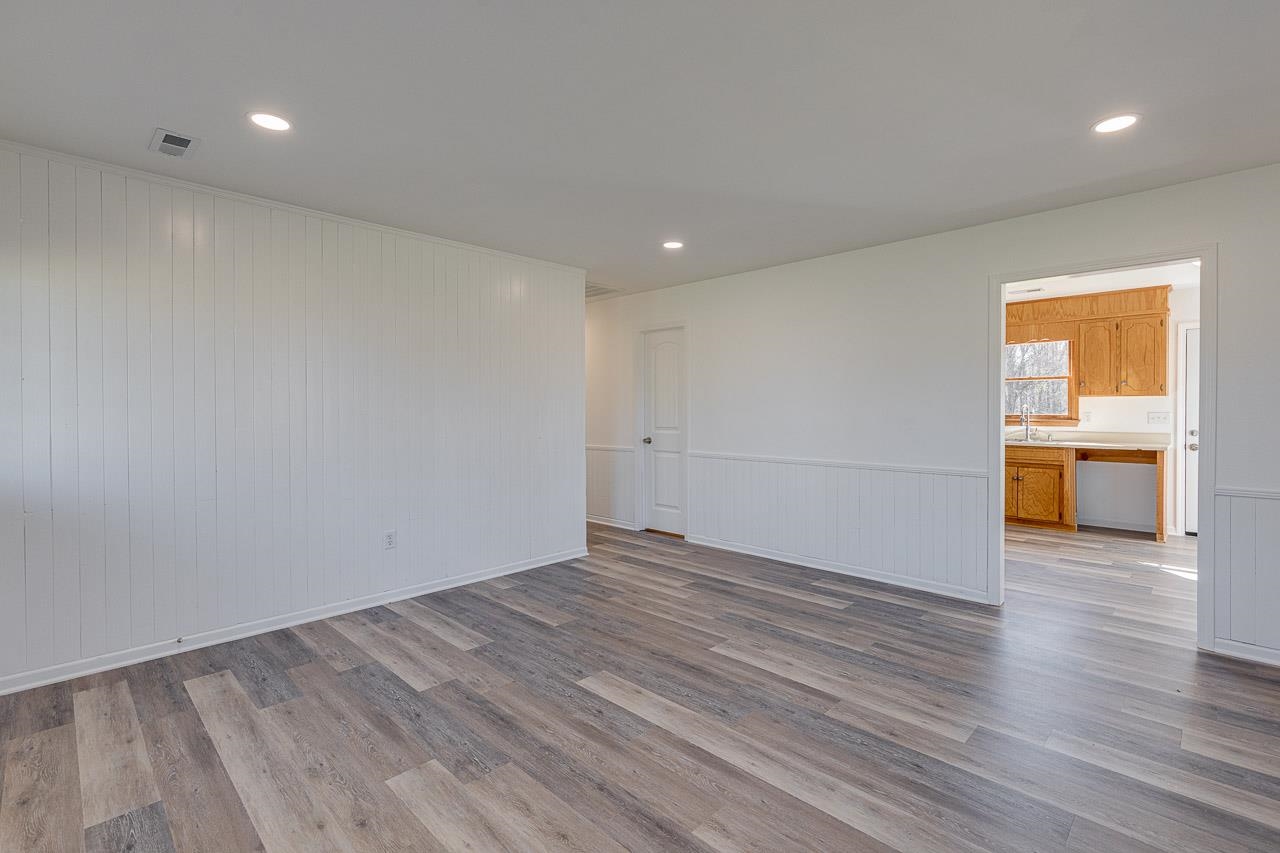 982 Rocky Ridge Road Enoree, SC 29335 - Photo 8 of 27